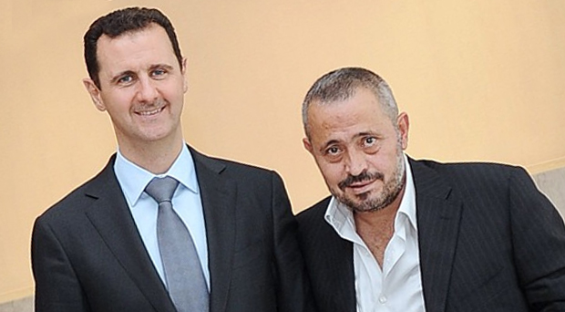 بالصورة: الرئيس بشار الأسد ينشر صورته مع سلطان الطرب جورج وسوف
