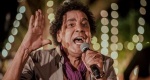 محمد منير يحتفل برحلة 42 عاماً من الغناء في الأوبرا المصرية