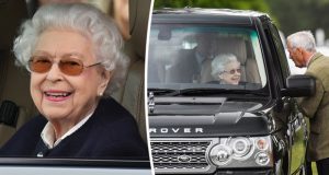 الملكة إليزابيث حاضرة في معرض الخيول الملكي.. ولكن بسيارتها
