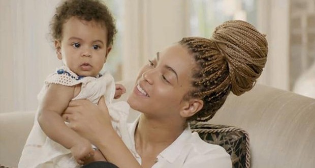 بالصورة: Beyonce تهدي إبنتها سيارتيّ Ferrari و Cadillac