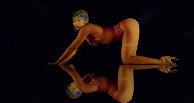 بالفيديو: Beyonce تثير زوجها في فيديو كليب أغنيتها الجديدة “Partition”