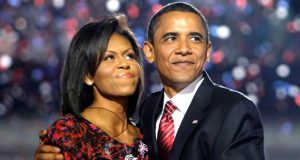 باراك أوباما يُعايد زوجته بمناسبة بلوغها سنّ الـ 55 – بالصورة