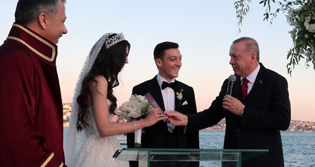 أردوغان شاهد في حفل زفاف لاعب كرة القدم مسعود أوزيل