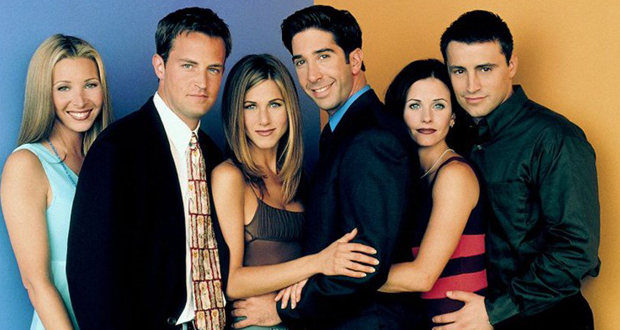 إطلالة تثير القلق لبطل مسلسل Friends بعد عامين من ابتعاده عن الأضواء