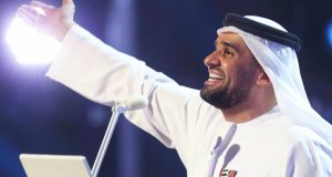 حسين الجسمي يحتفل مع الإماراتيين باليوم الوطني