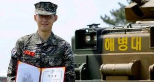 سون ينهي التدريب العسكري في كوريا الجنوبية