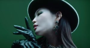 كيم تشونغ ها تكشف عن أول إعلان تشويقي لأغنيتها “بايسكل”