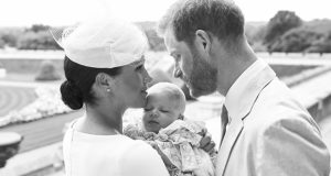 احتفالاً بعيد ميلادها الأول.. الأمير هاري وميغان ماركل ينشران صورة جديدة لابنتهما ليليبت