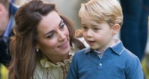 كيت ميدلتون تثير التساؤلات حول شهادة ميلاد الأمير جورج