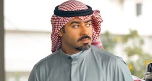 بشار الشطي يحمل رشاشًا.. ما القصة؟